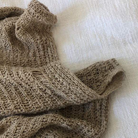 Over-sized sweater - Picture 2 of 4